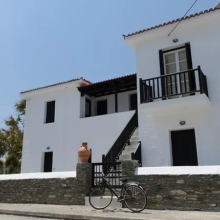 Korthi Penzion Ándros